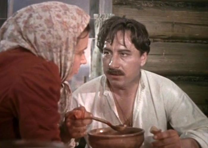 Михаил Иванов в фильме Тайна зелёного бора