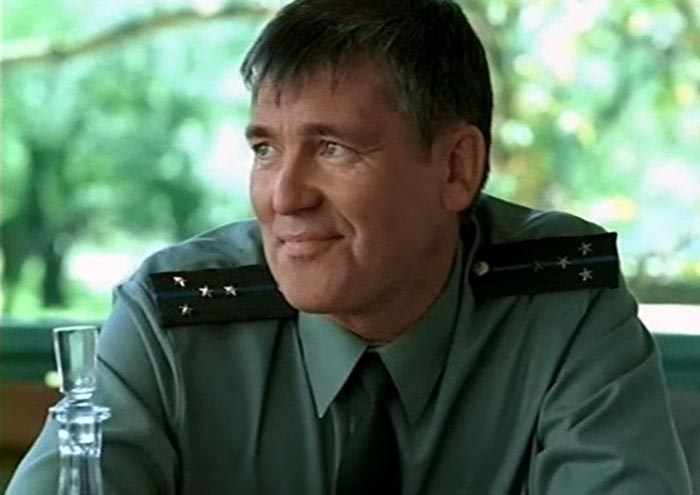 Владимир Комаров в фильме 12