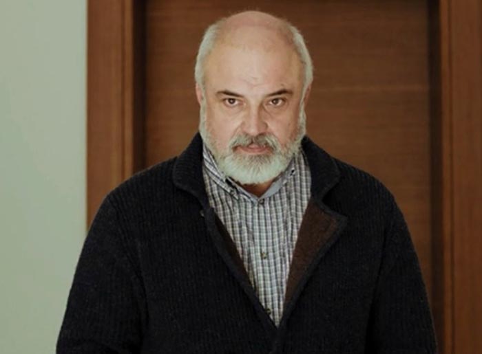 Владимир Крючков в фильме Научи меня жить