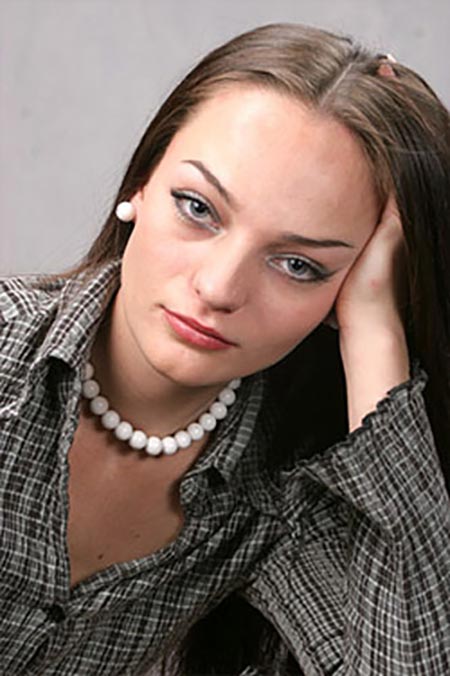 актриса Юлия Ильина