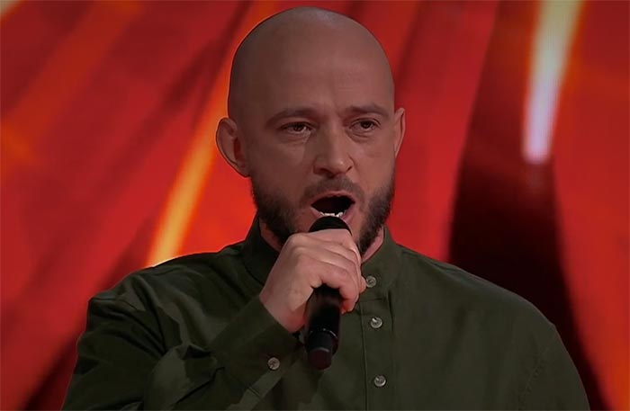 Александр Гузко в шоу Голос
