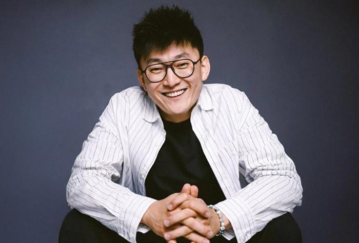 певец Александр Лим