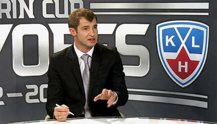 хоккейный комментатор Александр Бойков