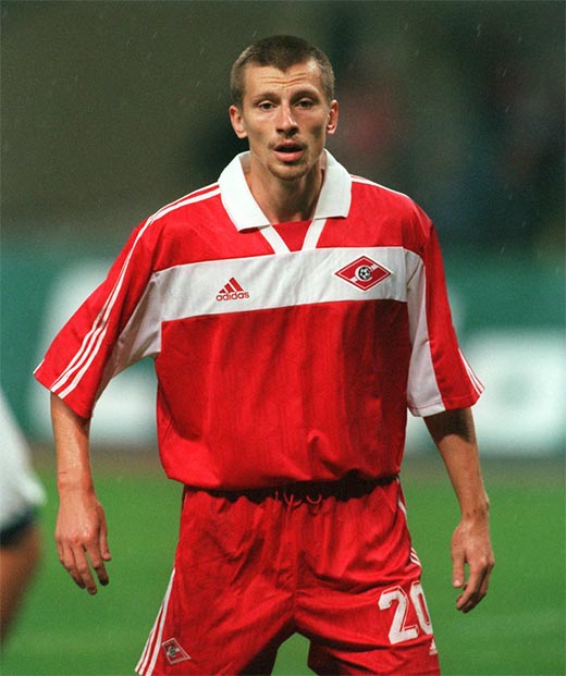 футболист Александр Ширко