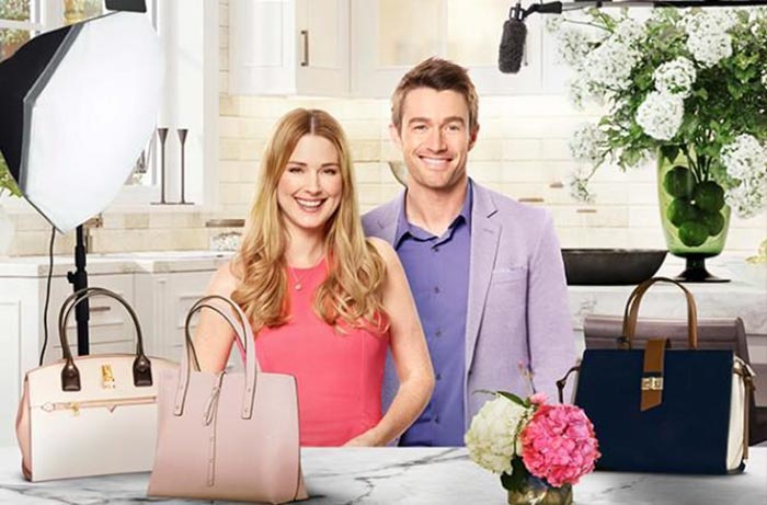 Александра Брекенридж в фильме Любовь в магазине