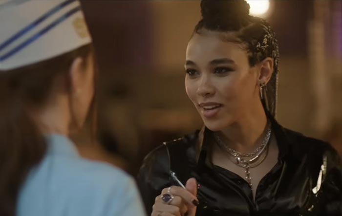 Александра Шипп в фильме Запретный плод