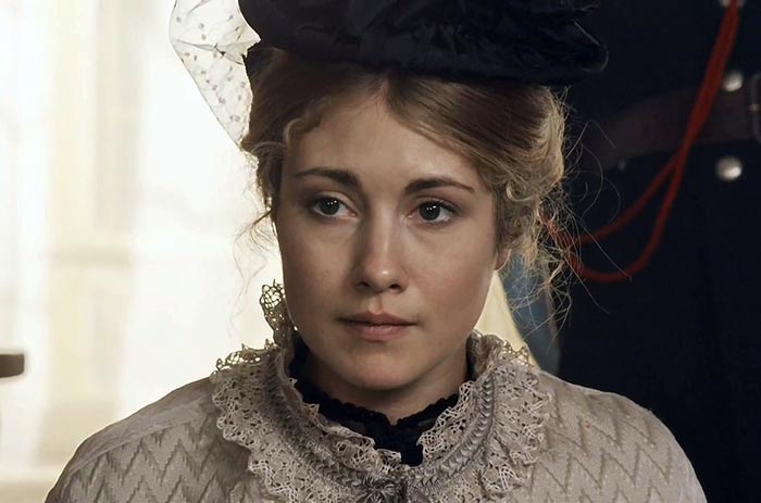 Александра Шитикова в сериале Тайны госпожи Кирсановой