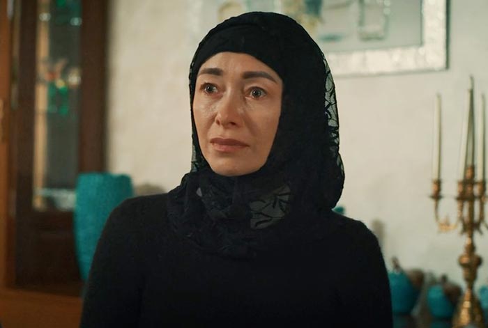 Александра Морозова в сериале Я знаю твои секреты. Римский палач