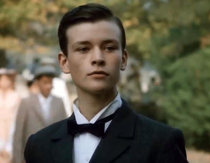 Алексей Волков в фильме Берега в тумане...