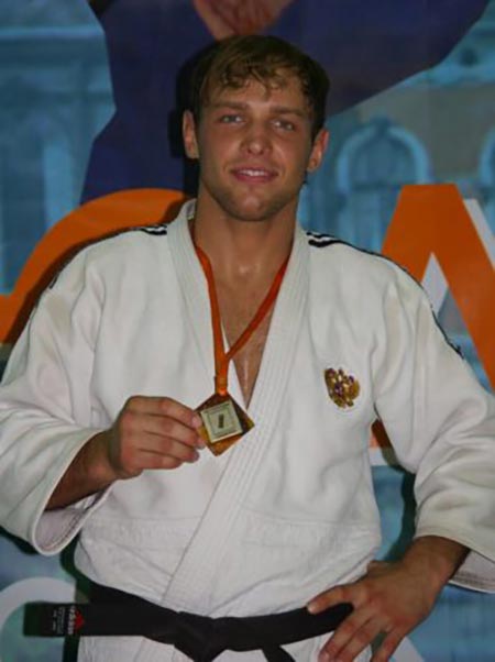 дзюдоист Алексей Леденев