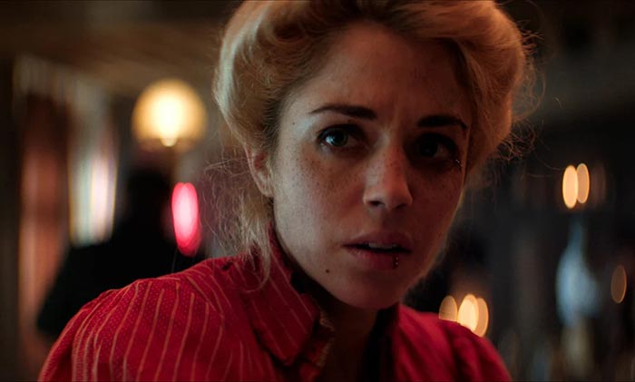 Алис Исааз в фильме Банды Парижа