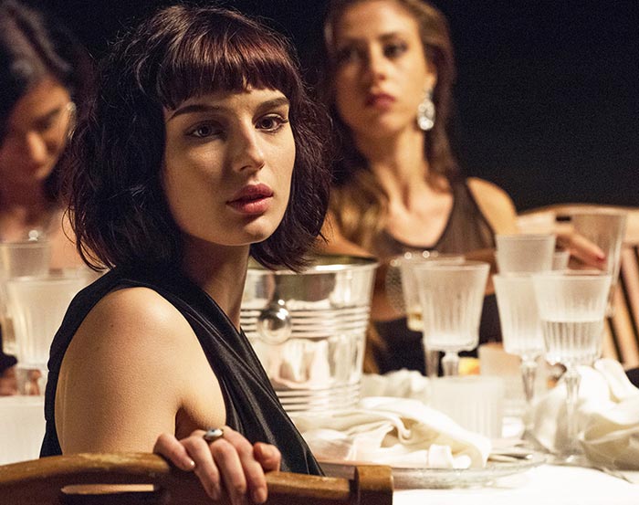 Аличе Пагани в фильме Лоро 2