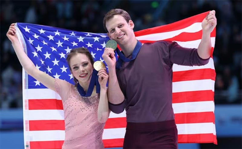 Алиса Ефимова и Миша Митрофанов