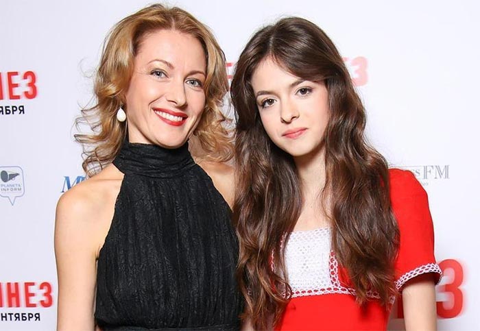 Аля Майер и мать Ольга Красько