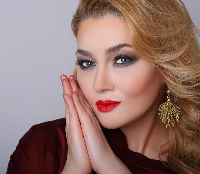 певица Анастасия Тиханович