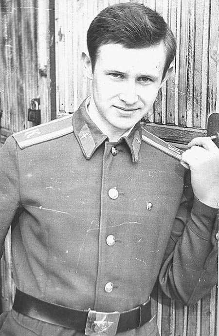 Анатолий Арцебарский в молодости