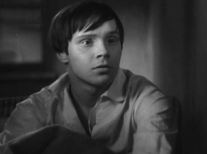 Анатолий Мурузин в фильме Юность поэта