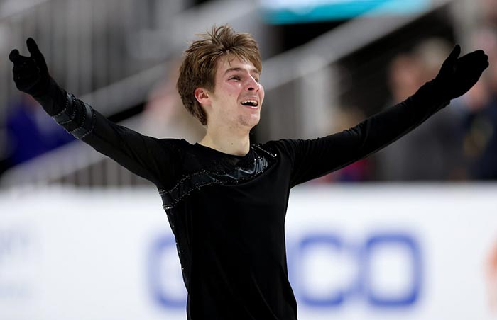 фигурист Эндрю Торгашев