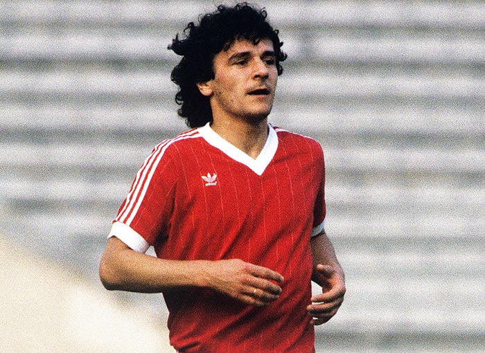 футболист Андрей Баль