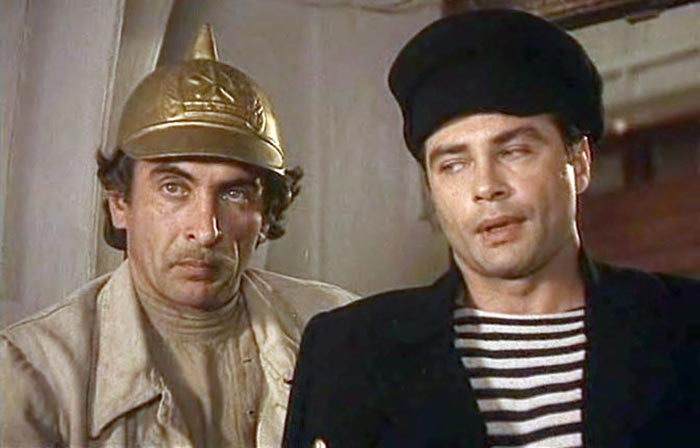 Андрей Перунов в фильме Возвращение Броненосца