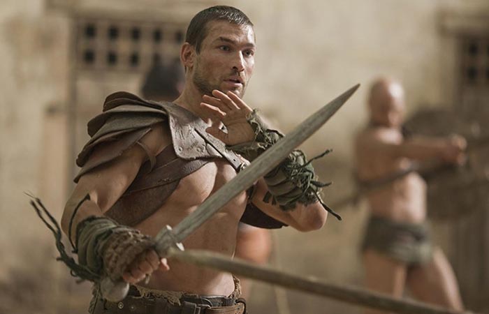 Энди Уитфилд в роли Спартака