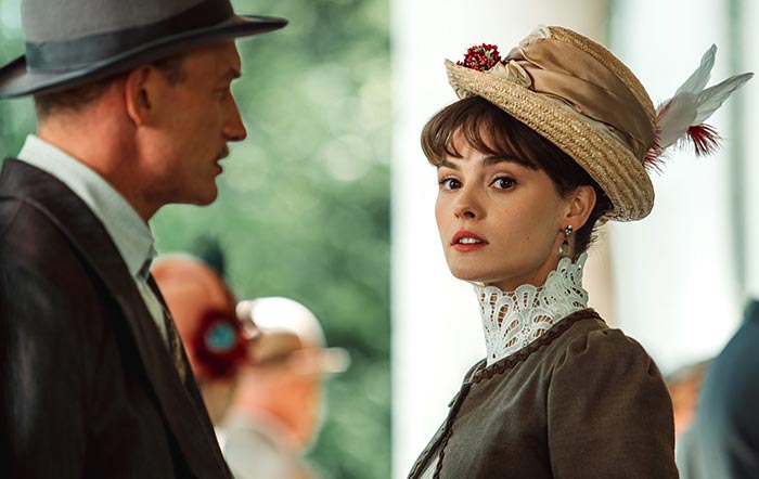 Ангелина Стречина в сериале Злые люди