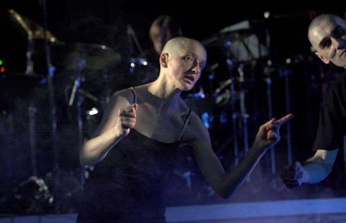 Анна Кузнецова в фильме Пыль 2