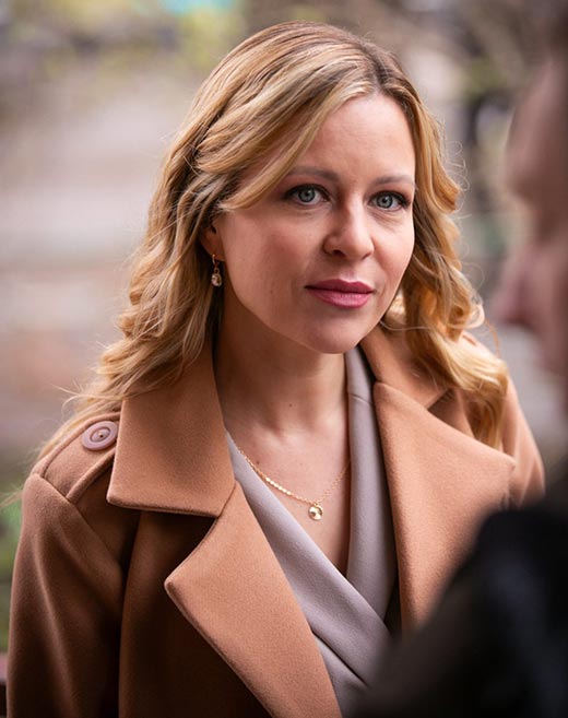 Анна Маликова в сериале Женщина без опыта