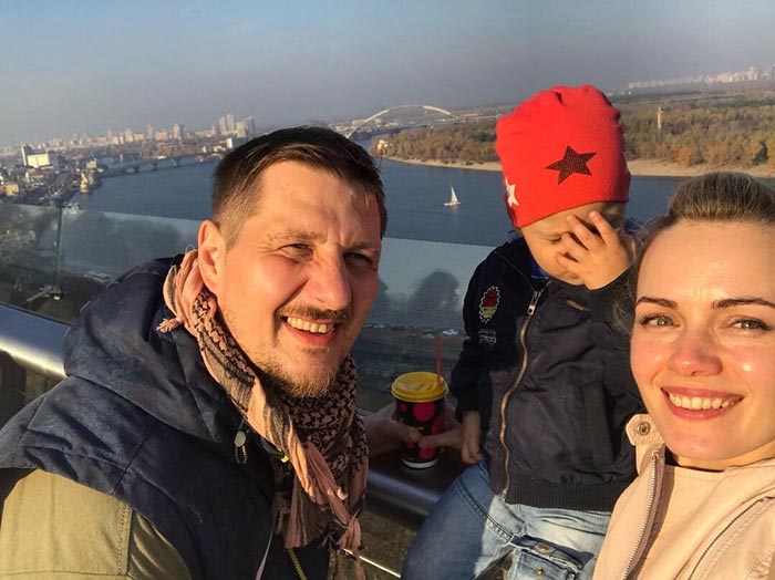 Анна Миклош и Владимир Шпомер с сыном