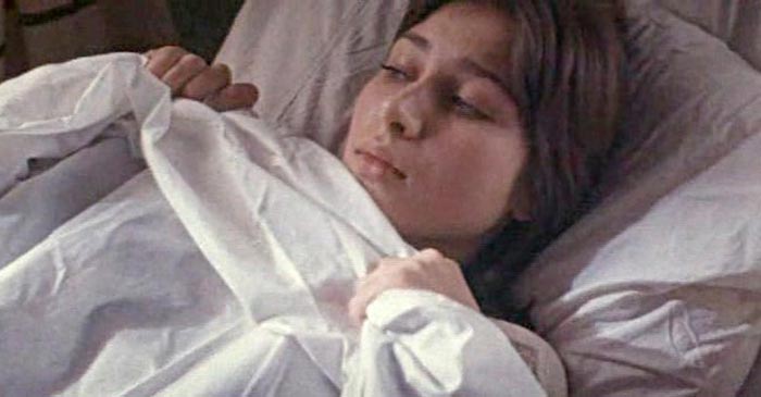 Анна Надточий в фильме Цветы для Оли