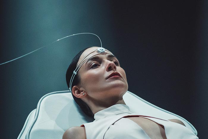 Анна Снаткина в фильме Два холма