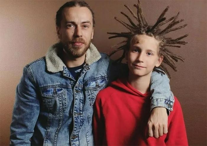 Антоний Толмацкий в детстве с отцом