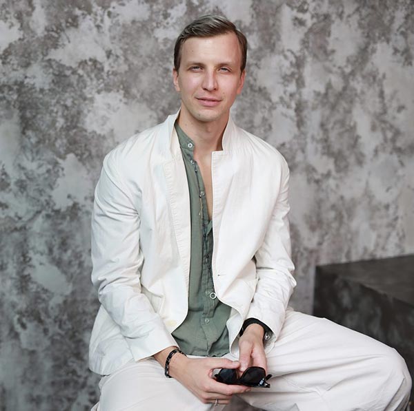 Артем Немов в сериале Любовь по принуждению