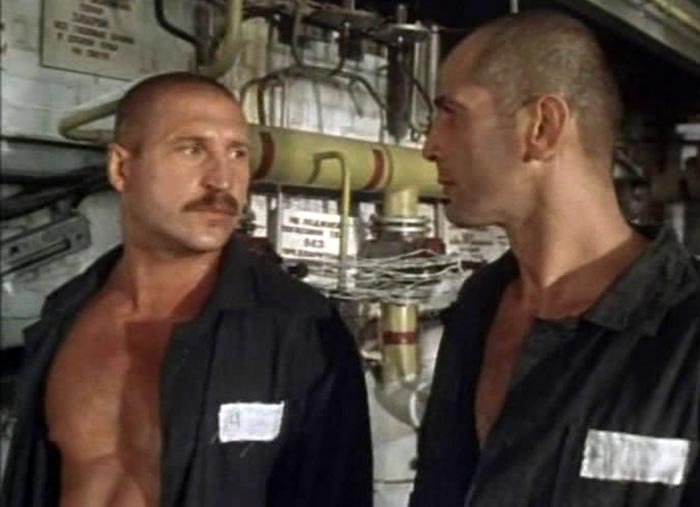 Артур Березин в фильме Курьер на Восток