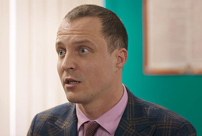 Артур Кольвейт в сериале Я иду тебя искать 8