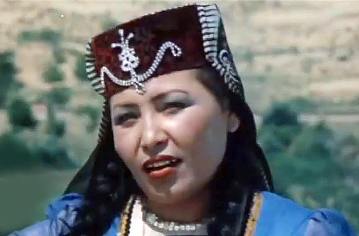 Асият Кумратова в молодости