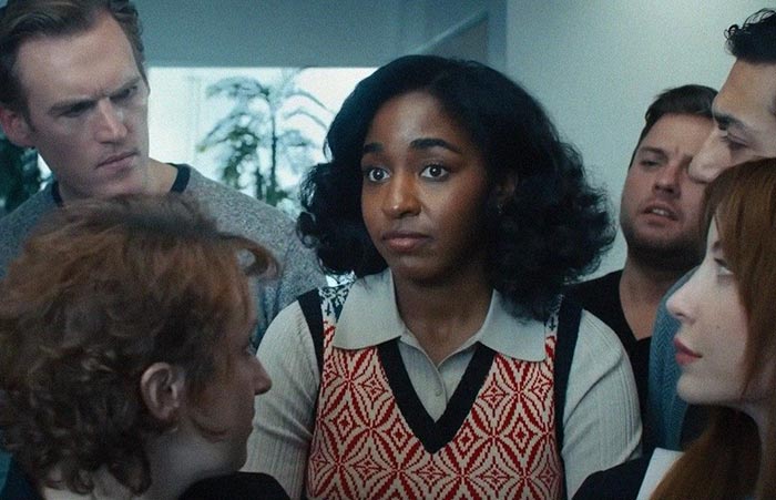 Айо Эдебири в фильме Опус