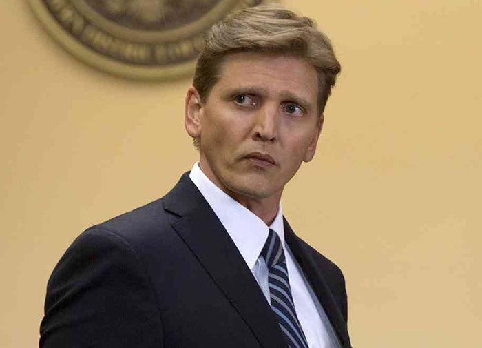 Барри Пеппер в роли Роберта Кеннеди