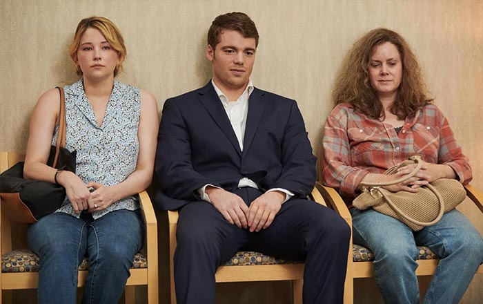 Габриэль Бассо в роли Джей Ди Вэнса