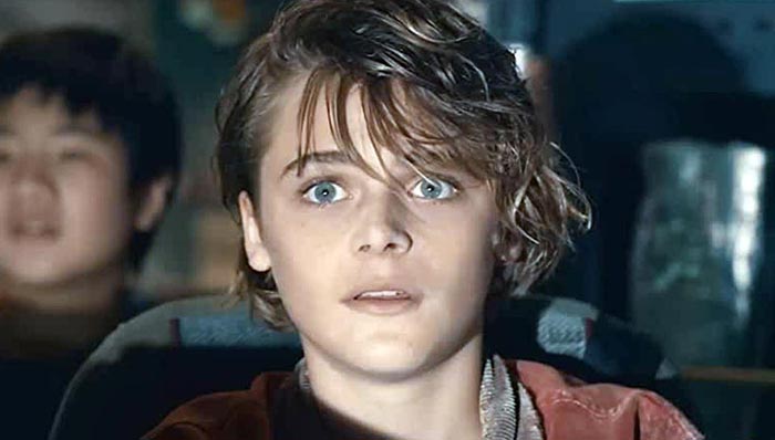 Билли Бэррэтт в фильме Кратер