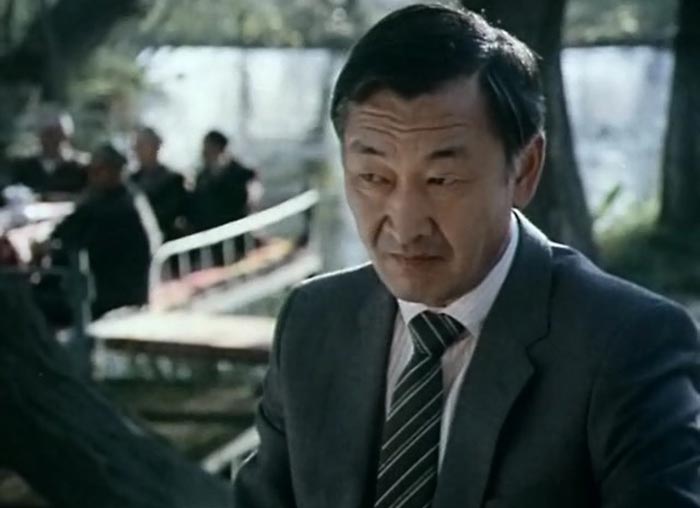 Болот Бейшеналиев в фильме Профессия - следователь