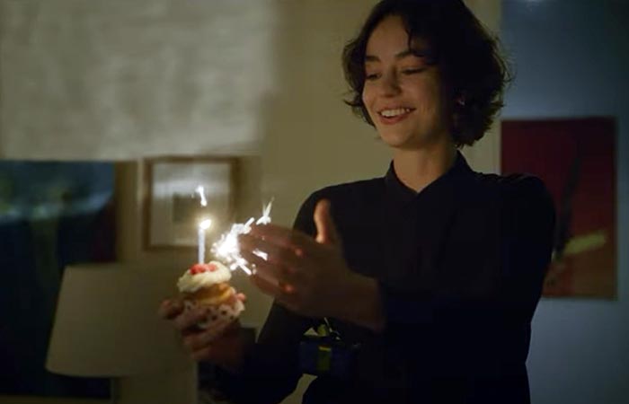 Бриджет Ланди-Пейн в фильме Заклятие Амелии