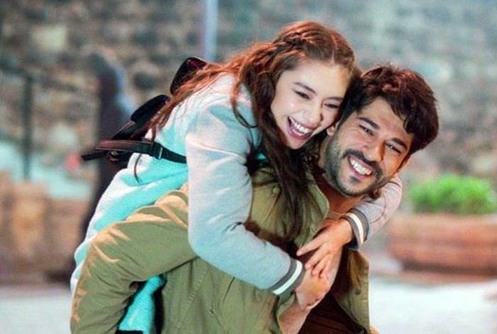 Бурак Озчивит в сериале Чёрная любовь