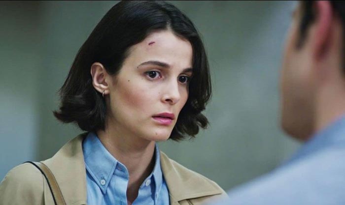 Бюшра Девели в сериале Милые обманщицы