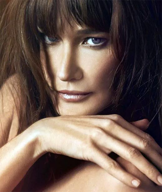 певица и модель Карла Бруни