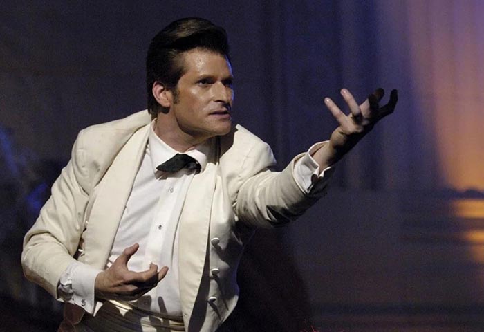 Криспин Гловер в фильме Король иллюзий