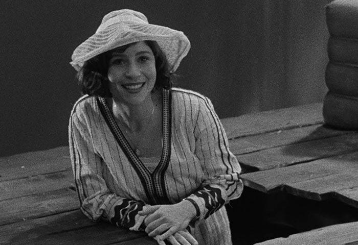 Криштина Алфайате в фильме Гранд тур