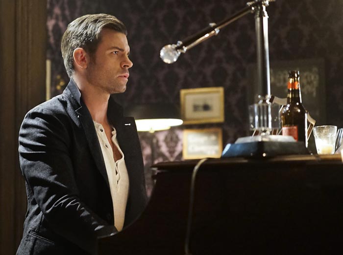 Дэниел Гиллис жалаңаш Дэниел Гиллис жалаңаш