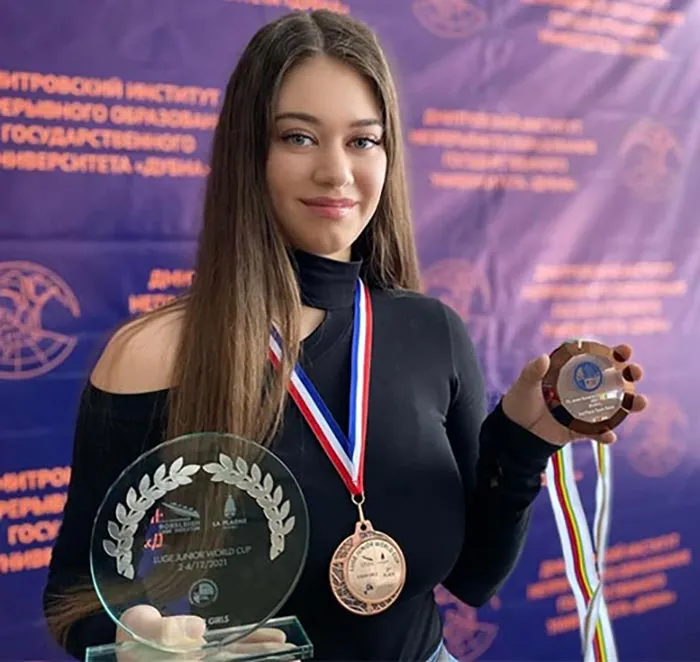 саночница Дарья Олесик