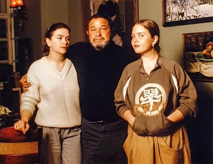 Дарья Семенова в юности с отцом Юлианом Семеновым и сестрой Ольгой